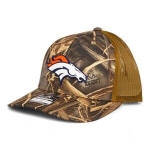 Denver Broncos 3D Snapback Trucker Hat- Realtree Max-7/ Buck
